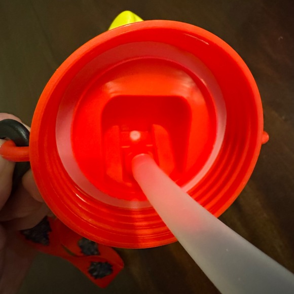 Vintage Rainforest Cafe 3D Parrot Souvenir Straw Cup W/ Lanyard - Rio Sipper - Picture 5 of 6